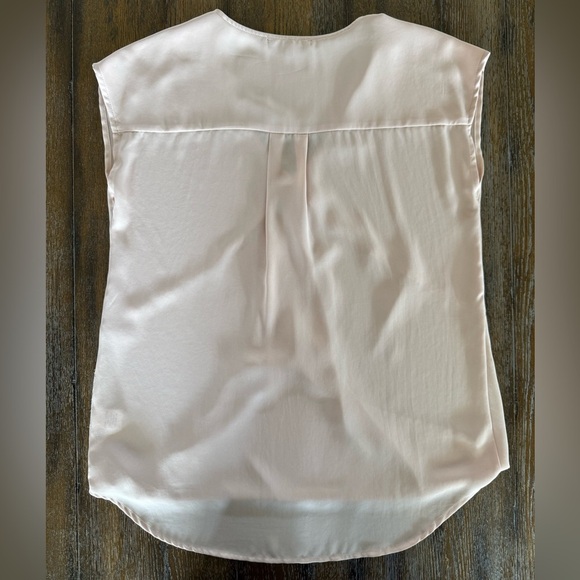 Ro & De Anthropologie Women’s Blush Sleeveless Faux Wrap Blouse Size S - Picture 2 of 7